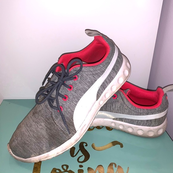 Grey/Pink Puma Sneakers - Picture 4 of 4